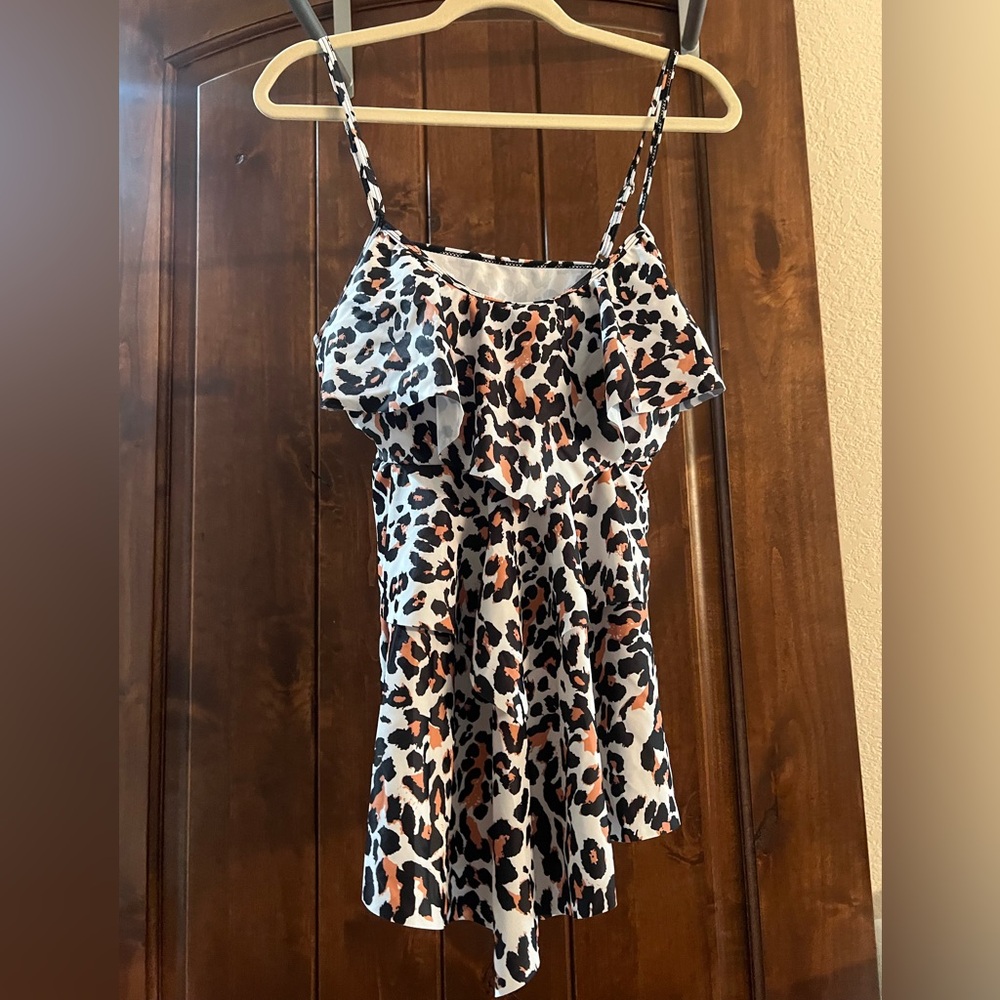 NWOT Tankini Top